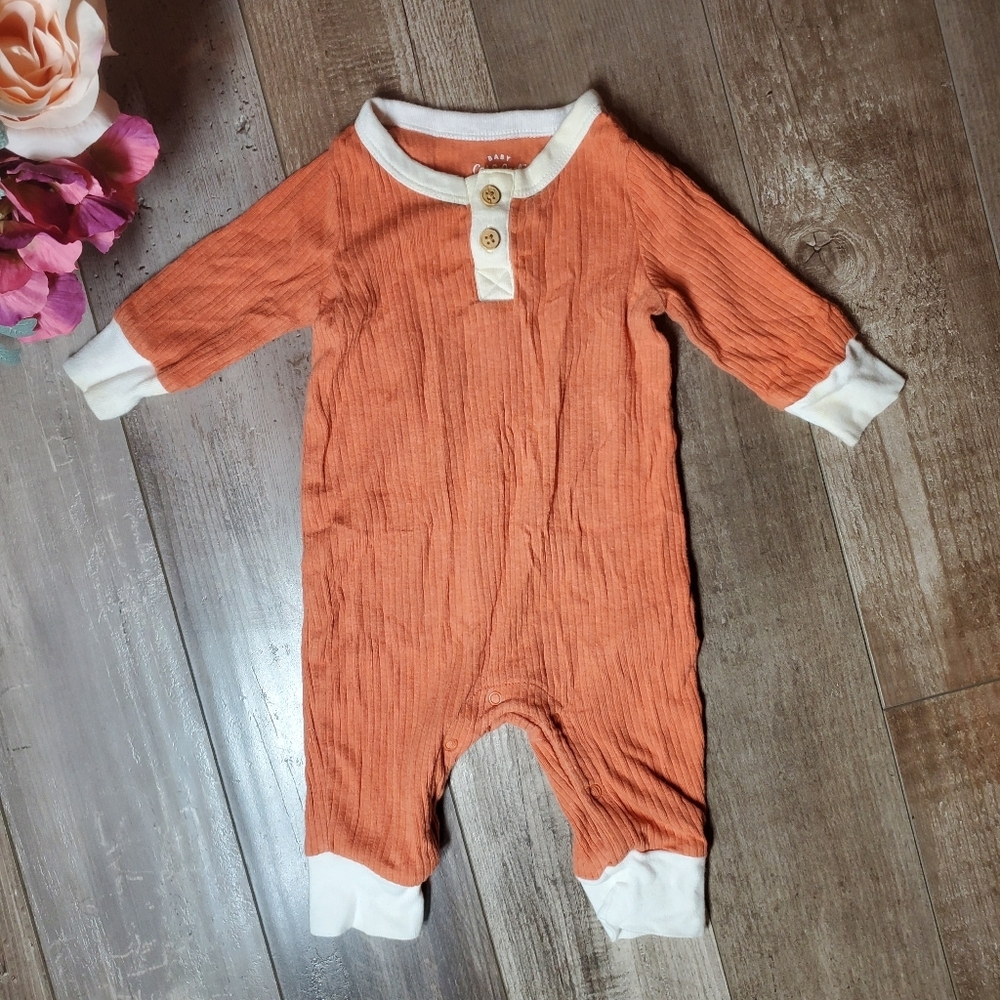 Cat & Jack Ribbed Henley Jumpsuit Romper Baby Boy Size 0-3M Orange & Cream